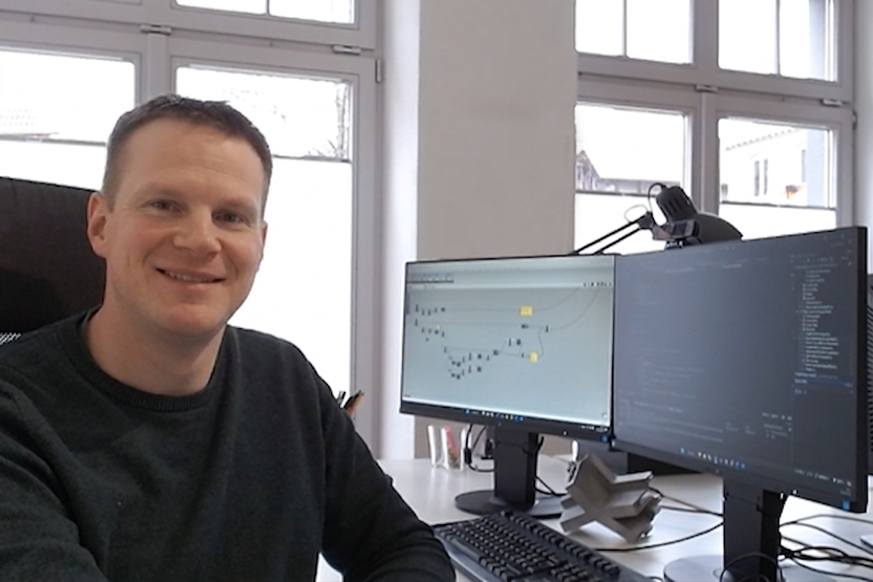 Martin Manegold am Arbeitsplatz